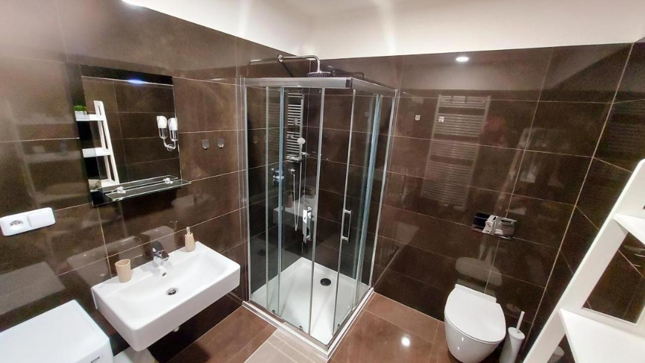 Apartment Moser 1303 Karlovy Vary Ngoại thất bức ảnh